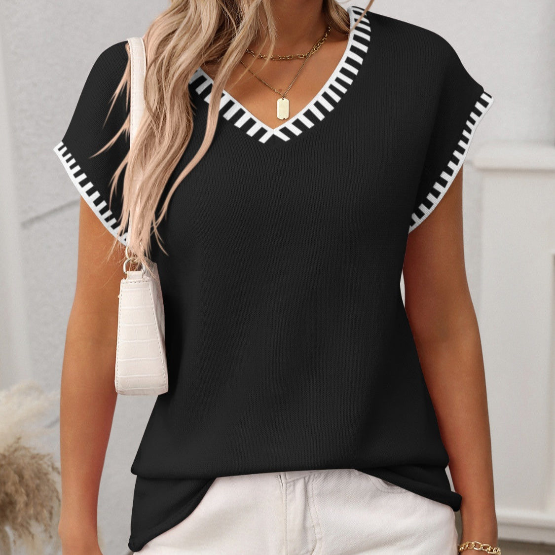 Damen - Kurzärmeliges Strick-Top - Gewebemischung - Kontrastbesatz - V-Ausschnitt für stilvollen Komfort