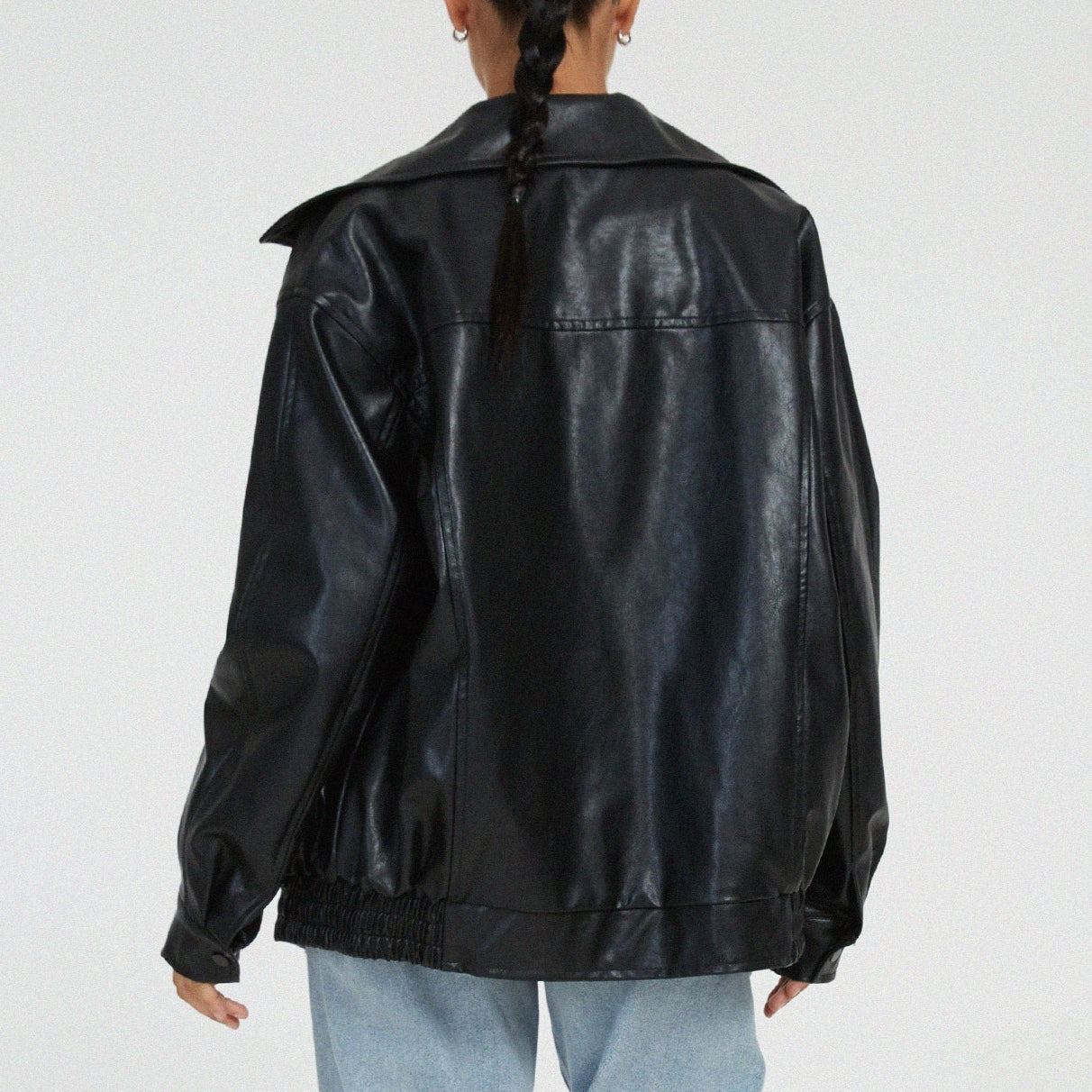 Damen - Entspannte jacke - Leder - Hochkragen mit Reißverschluss - Stilvolle Freizeitmode