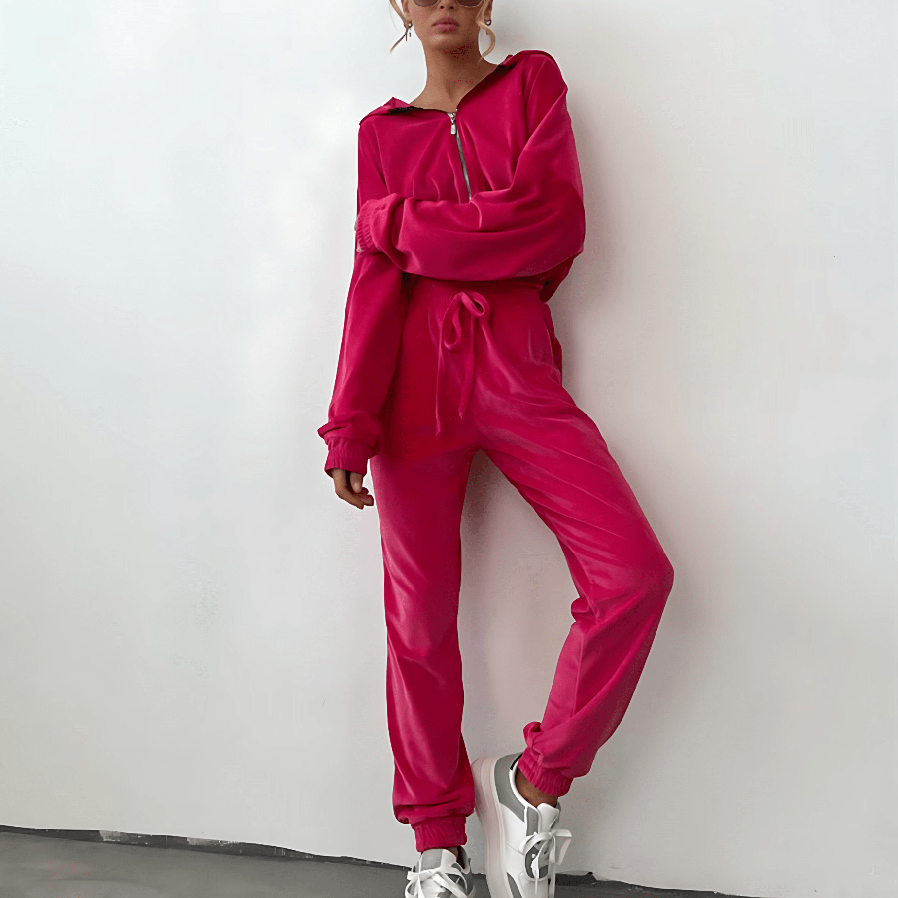 Damen - Fleece-Trainingsanzug mit Kapuze - Elastischem Bund - Bequemer Sport-Look für aktive Tage