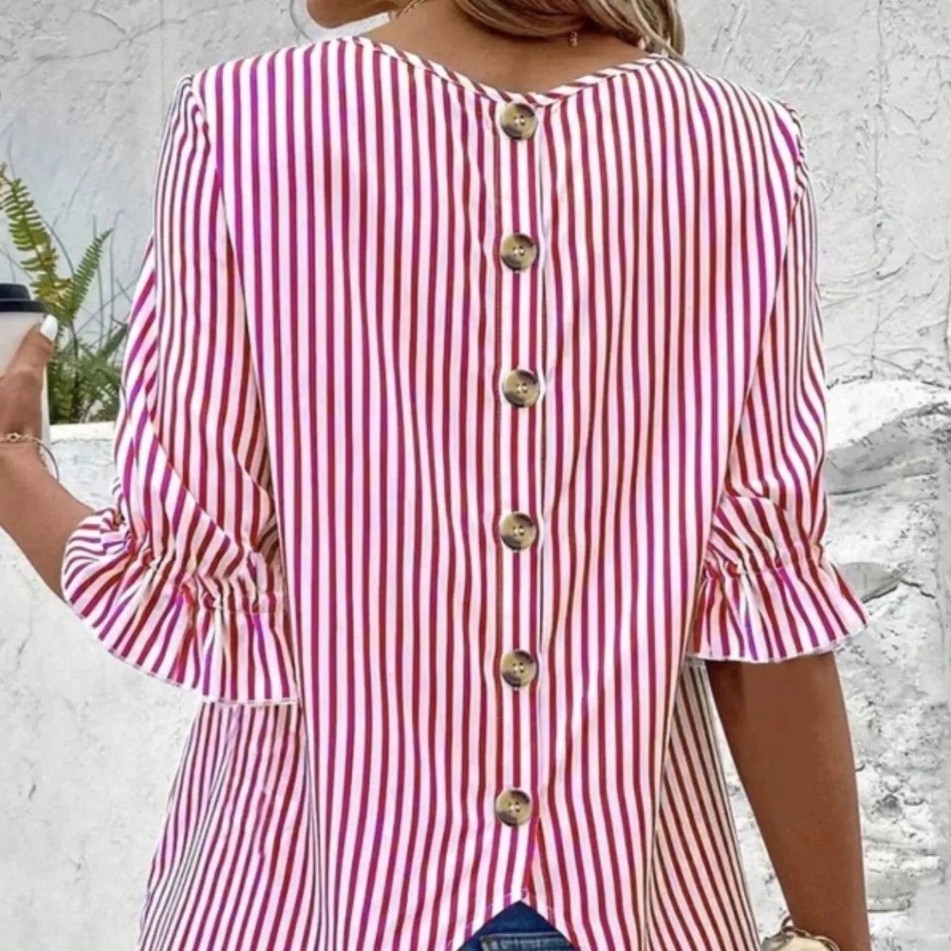 Damen - Gestreifte Freizeitbluse - Polyesterstoff - Rundhalsausschnitt, halbe Ärmel - Bequeme und stilvolle Bluse