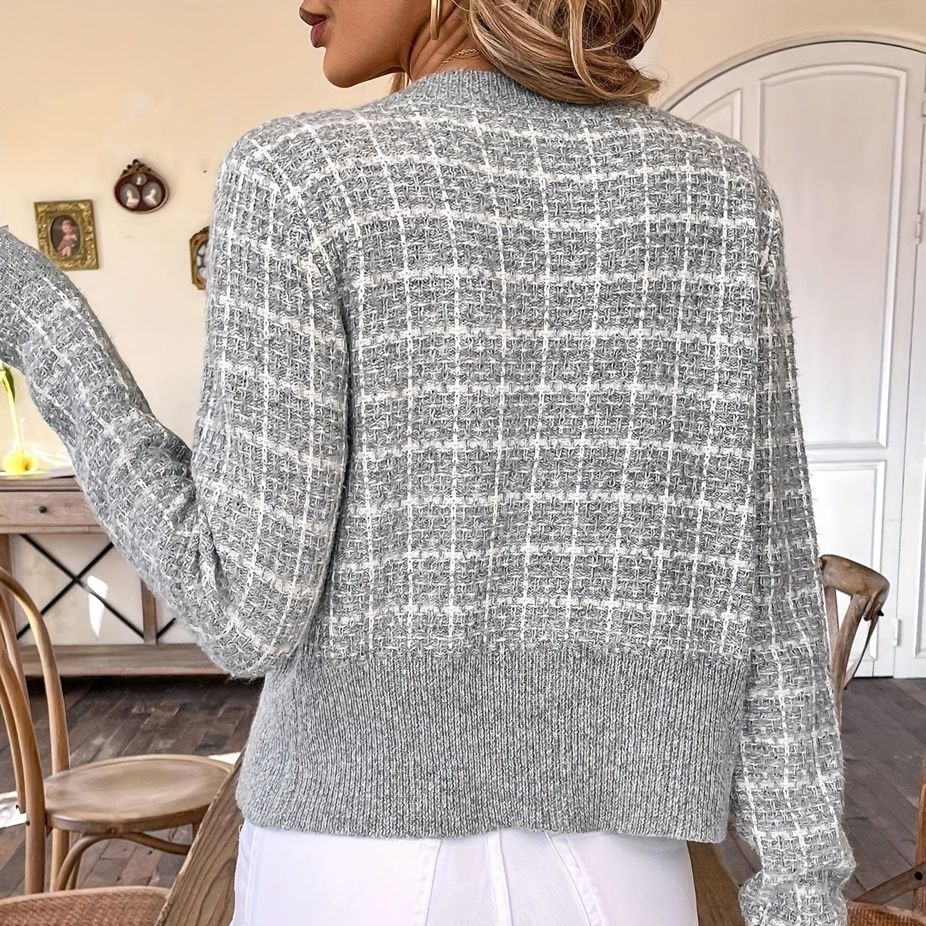 Damen - Karierte Strickjacke - Knopfverschluss - Modische Oberbekleidung für jeden Anlass