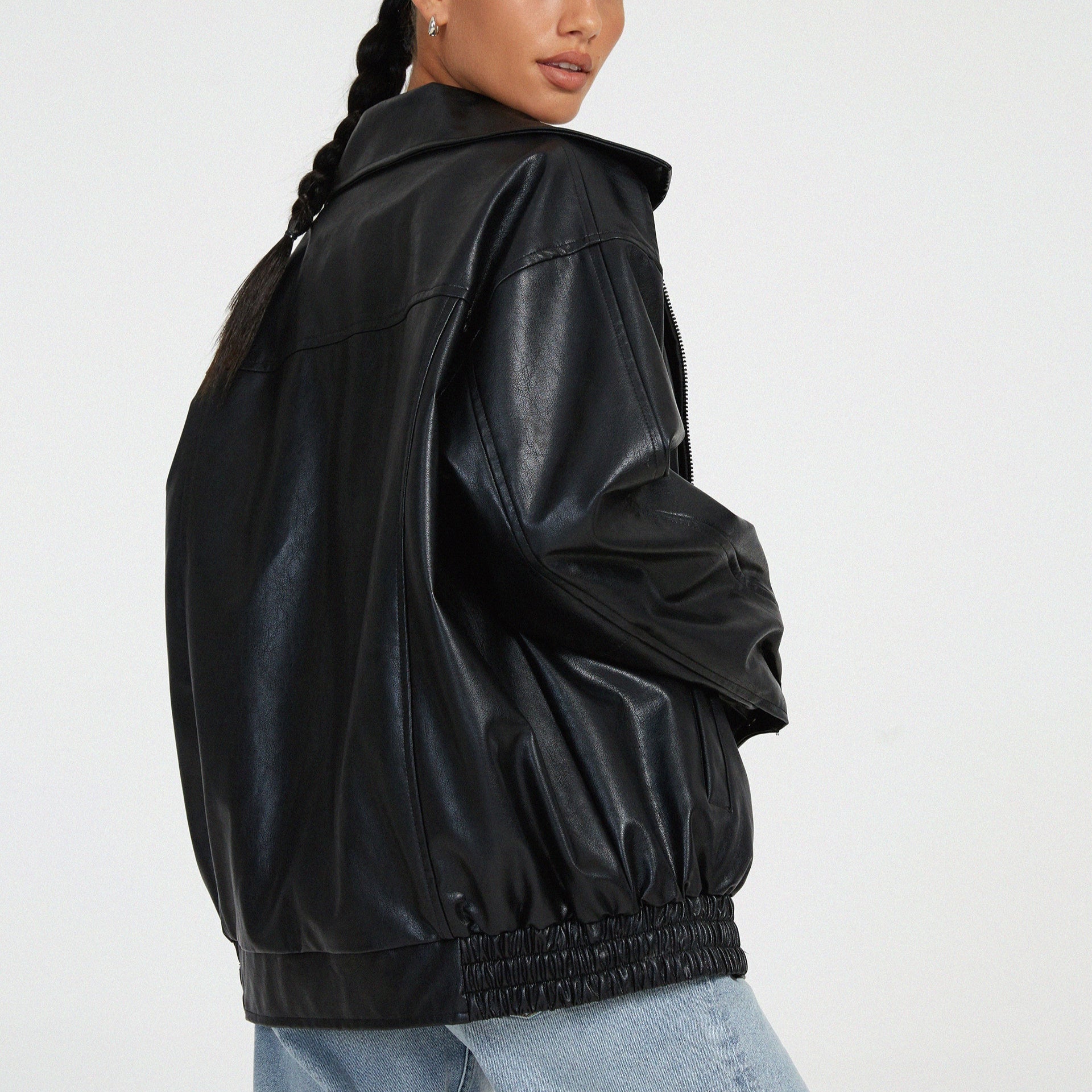 Damen - Entspannte jacke - Leder - Hochkragen mit Reißverschluss - Stilvolle Freizeitmode