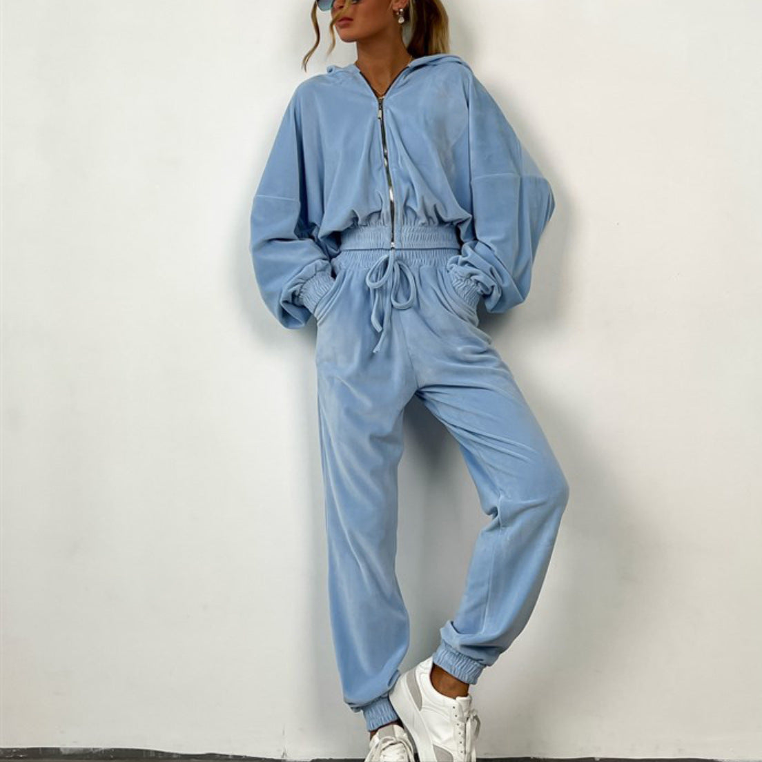 Damen - Fleece-Trainingsanzug mit Kapuze - Elastischem Bund - Bequemer Sport-Look für aktive Tage