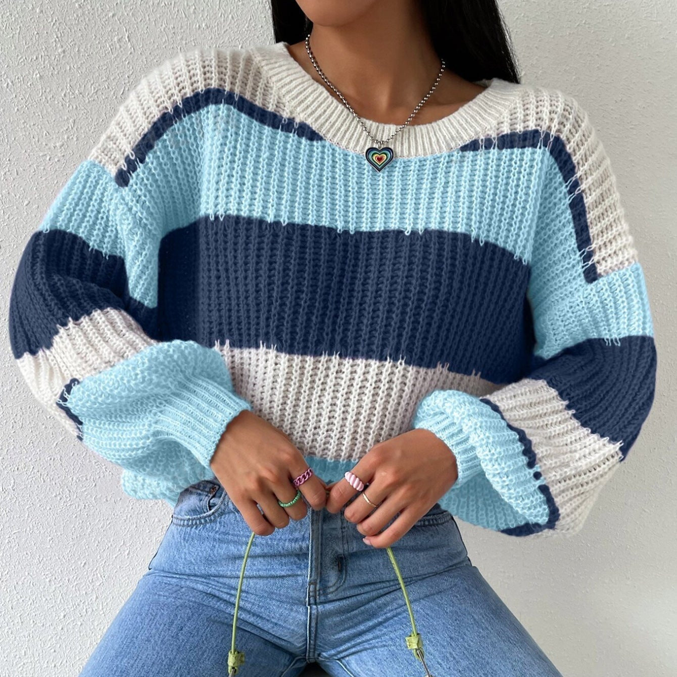 Damen - Langärmeliger gestrickter Pullover - Stricktextur - Rundhalsausschnitt - Bequeme Mode für jeden Anlass