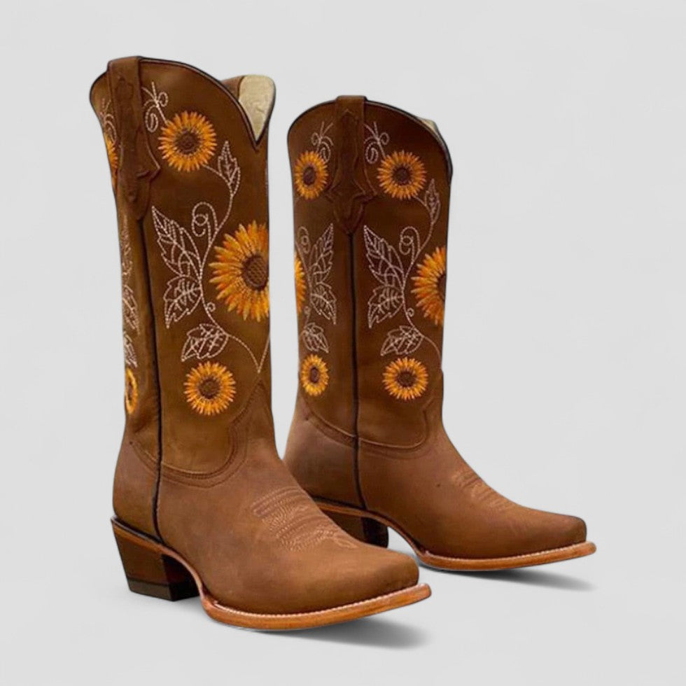 Damen - Cowboystiefel - Blumenstickerei - Stilvolles Design für einen modischen Look
